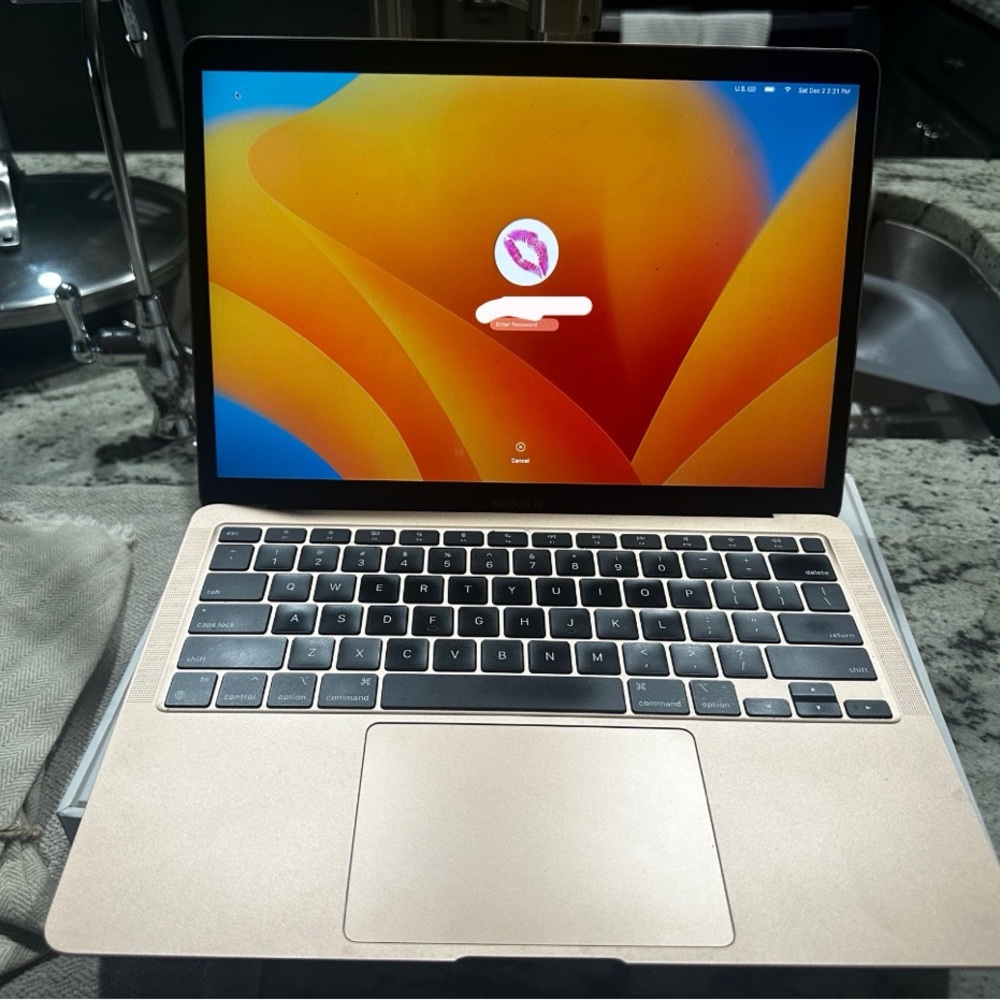 13-inch MacBook Air with M1 chip